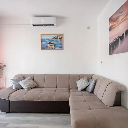 公寓 A2 - Modern Apt Near The Beach With Two Balconies