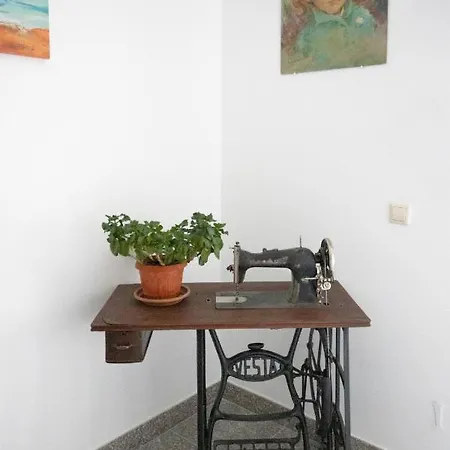 公寓 A2 - Modern Apt Near The Beach With Two Balconies *